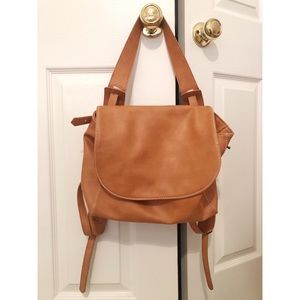 Universal Thread Convertible Shoulder Bag/Backpack